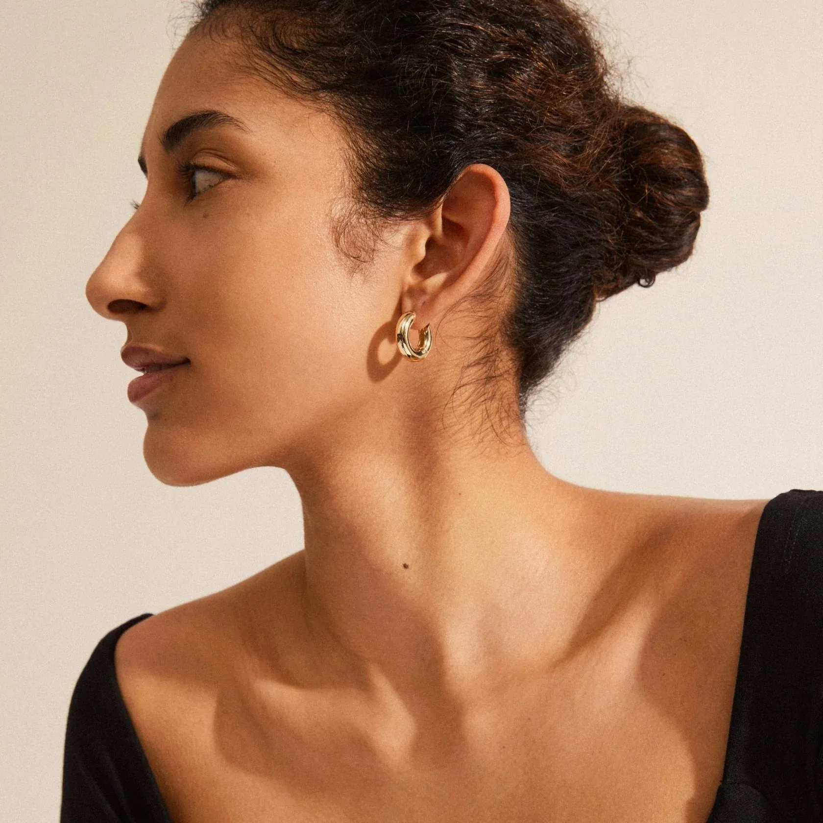 Aica Small Gold Plated Hoops