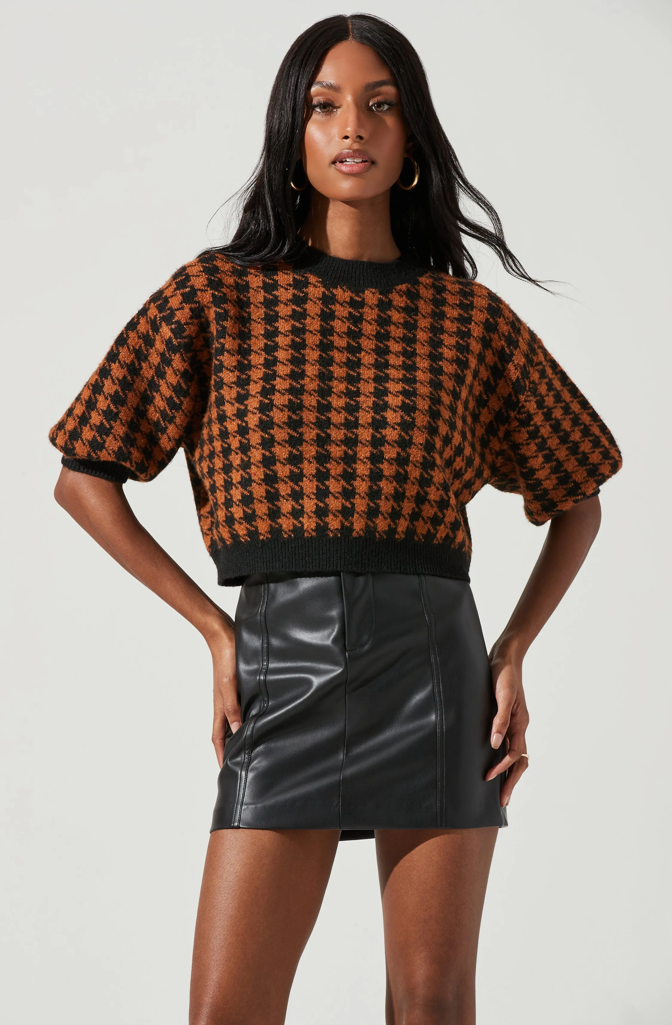 Colette Houndstooth Short Sleeve Sweater