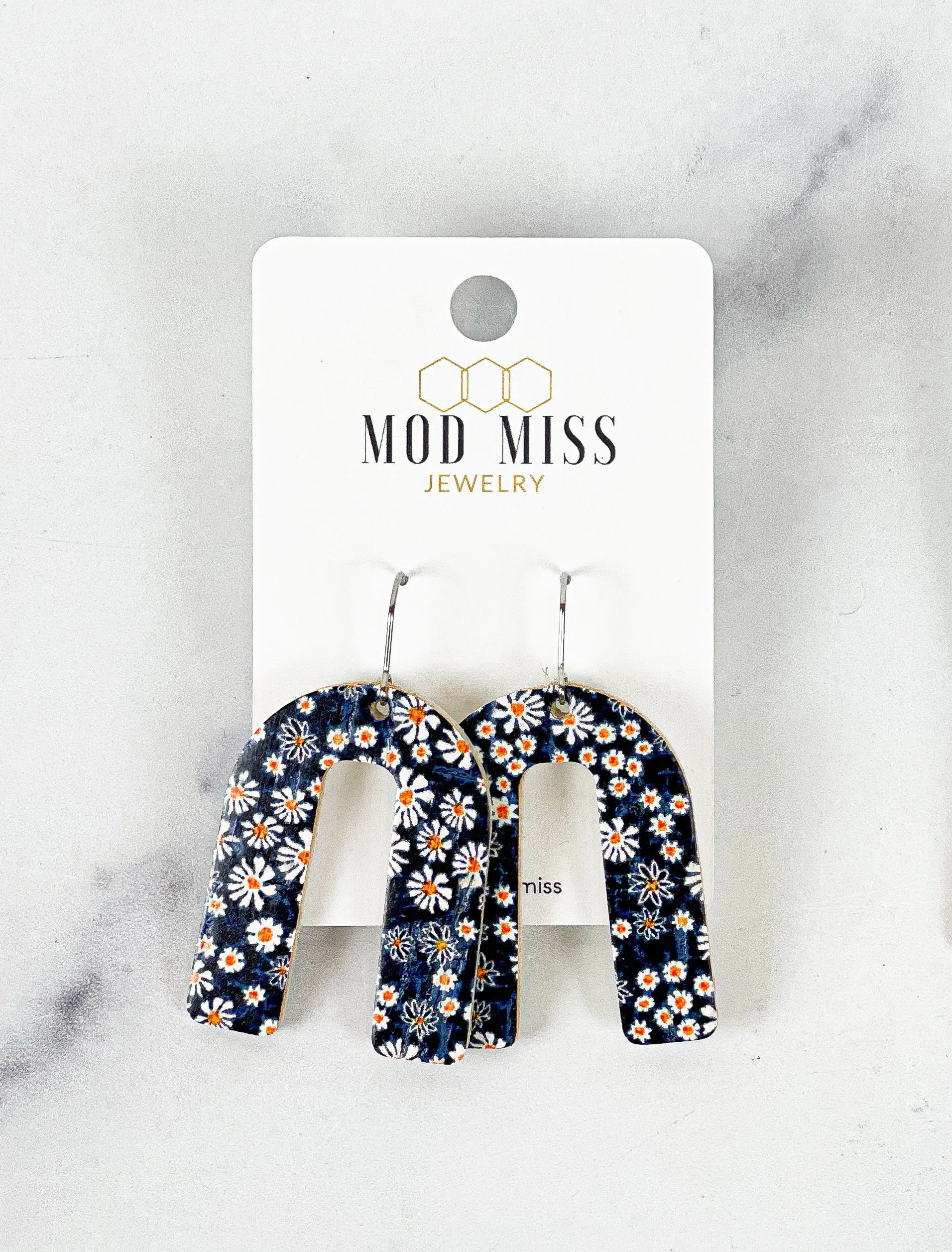 Cork Leather Arch Earring Navy Daisy