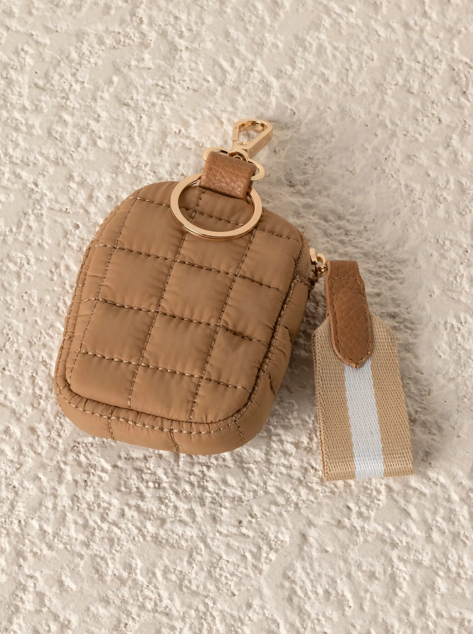 Shiraleah Ezra Quilted Nylon Clip-On Pouch, Tan