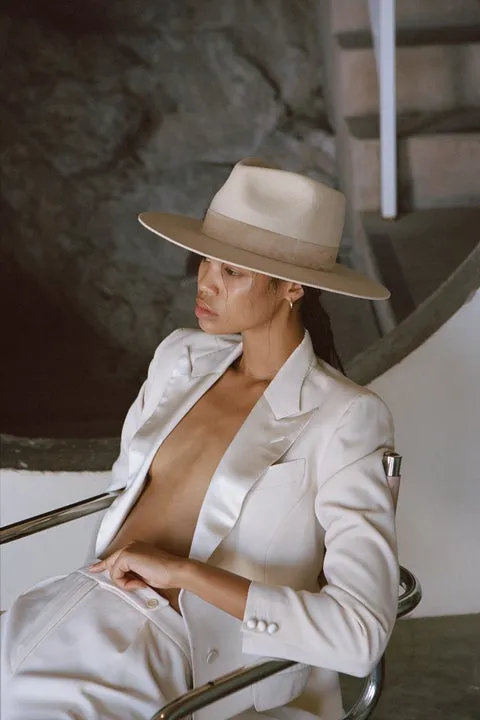 The Mirage Hat in ivory